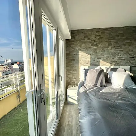Vue Panoramique Au 8eme Etage Avec 3 Terrasses & 1 Parking A Berck-plage Berck