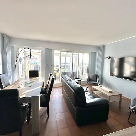 Vue Panoramique Au 8eme Etage Avec 3 Terrasses & 1 Parking A Berck-plage *