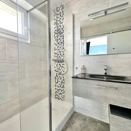 Vue Panoramique Au 8eme Etage Avec 3 Terrasses & 1 Parking A Berck-plage * Berck