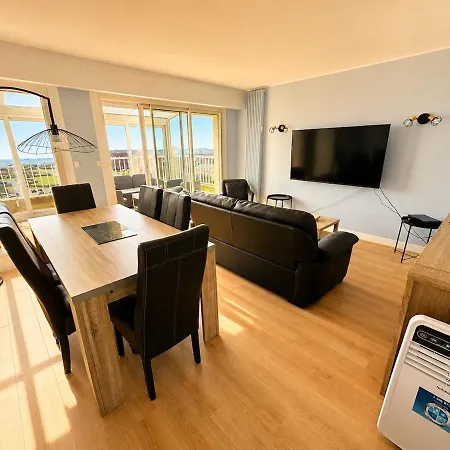 Vue Panoramique Au 8eme Etage Avec 3 Terrasses & 1 Parking A Berck-plage * Berck