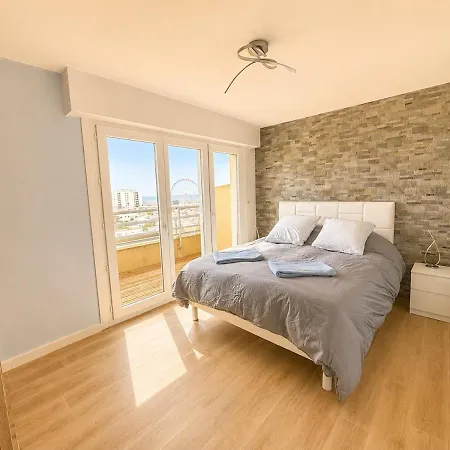 Vue Panoramique Au 8eme Etage Avec 3 Terrasses & 1 Parking A Berck-plage * Berck